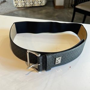 Michael Kors Women's Logo-Accent Elastic Waist Belt in Gray